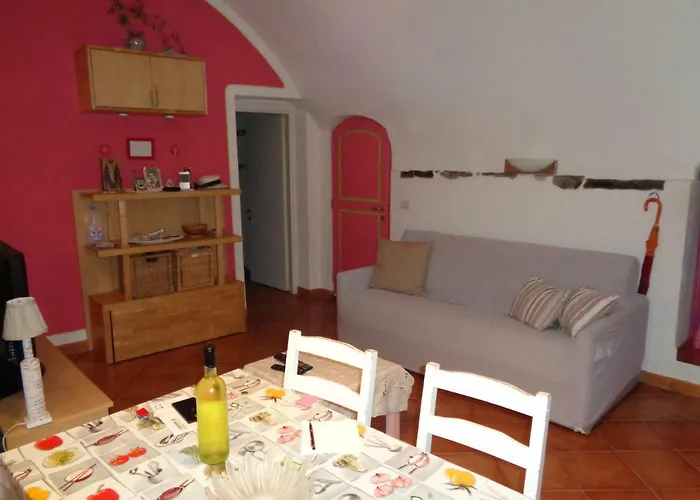 Medieval Village * Isolabona